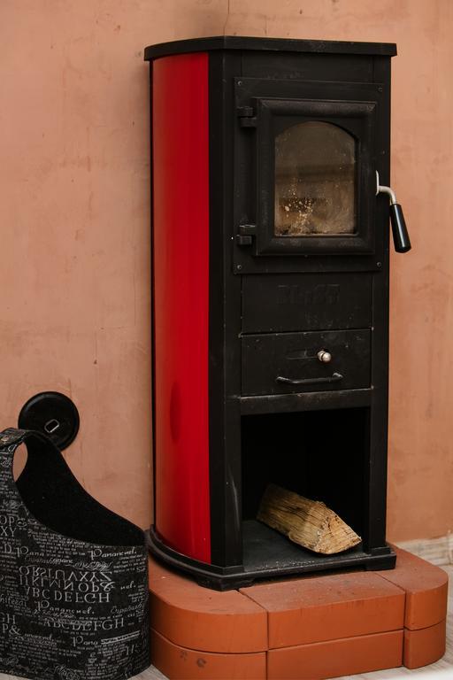 Small Apartment In Sikupilli Tallinn Exterior foto